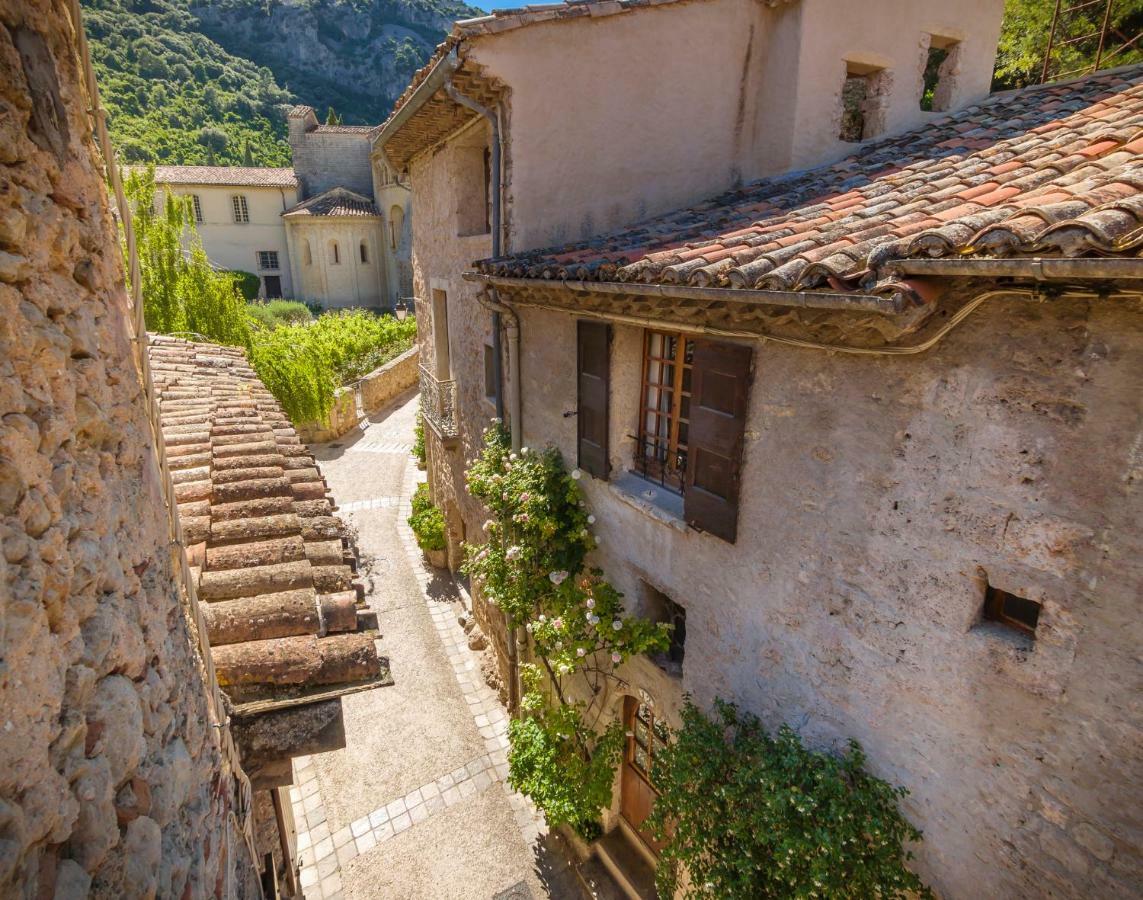 Gite Du Chant Des Oiseaux Saint-Guilhem-le-Desert Exterior photo